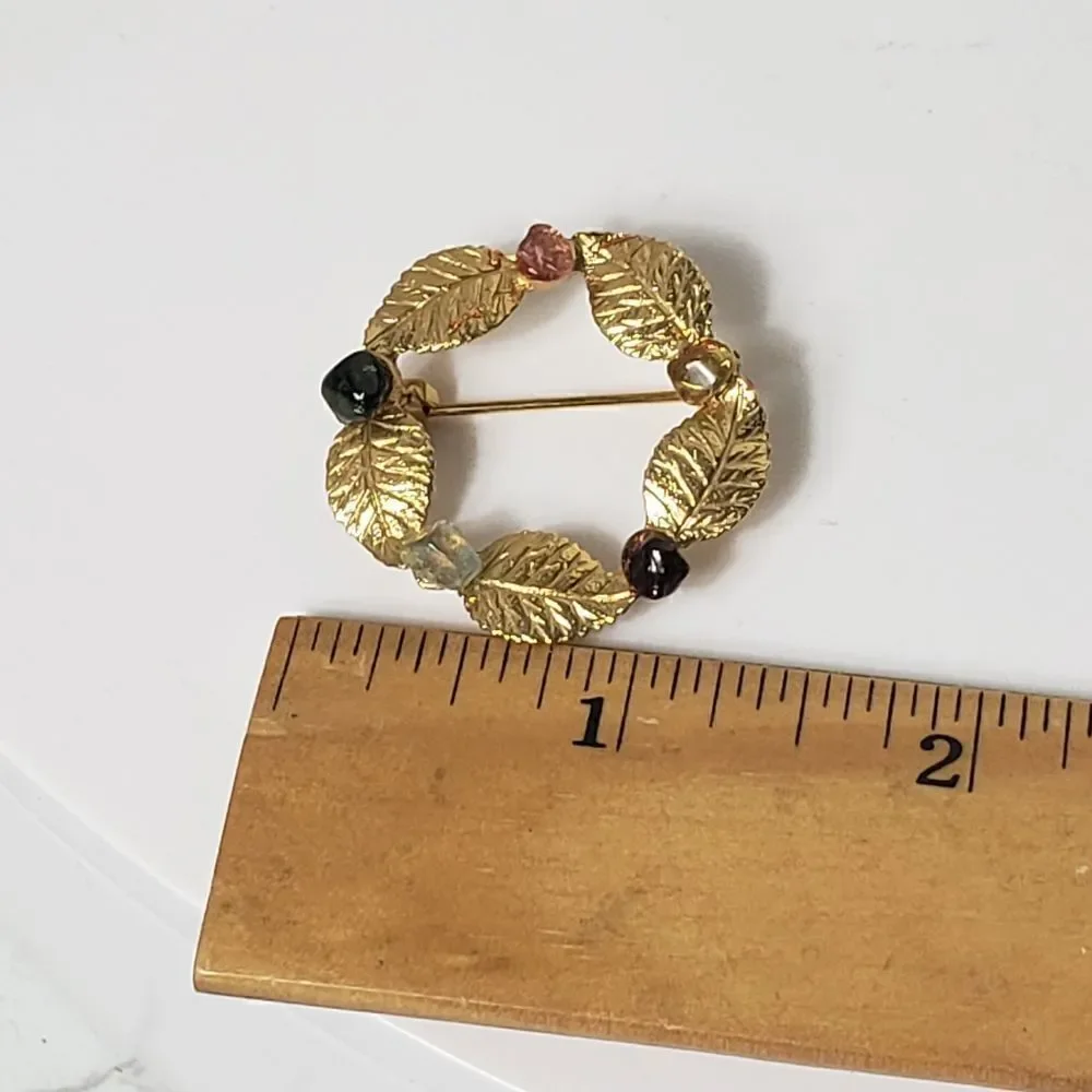 VINTAGE Goldtone Leaf Wreath Stone Embellished Brooch Pin